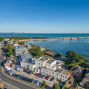 Отель Harbour &